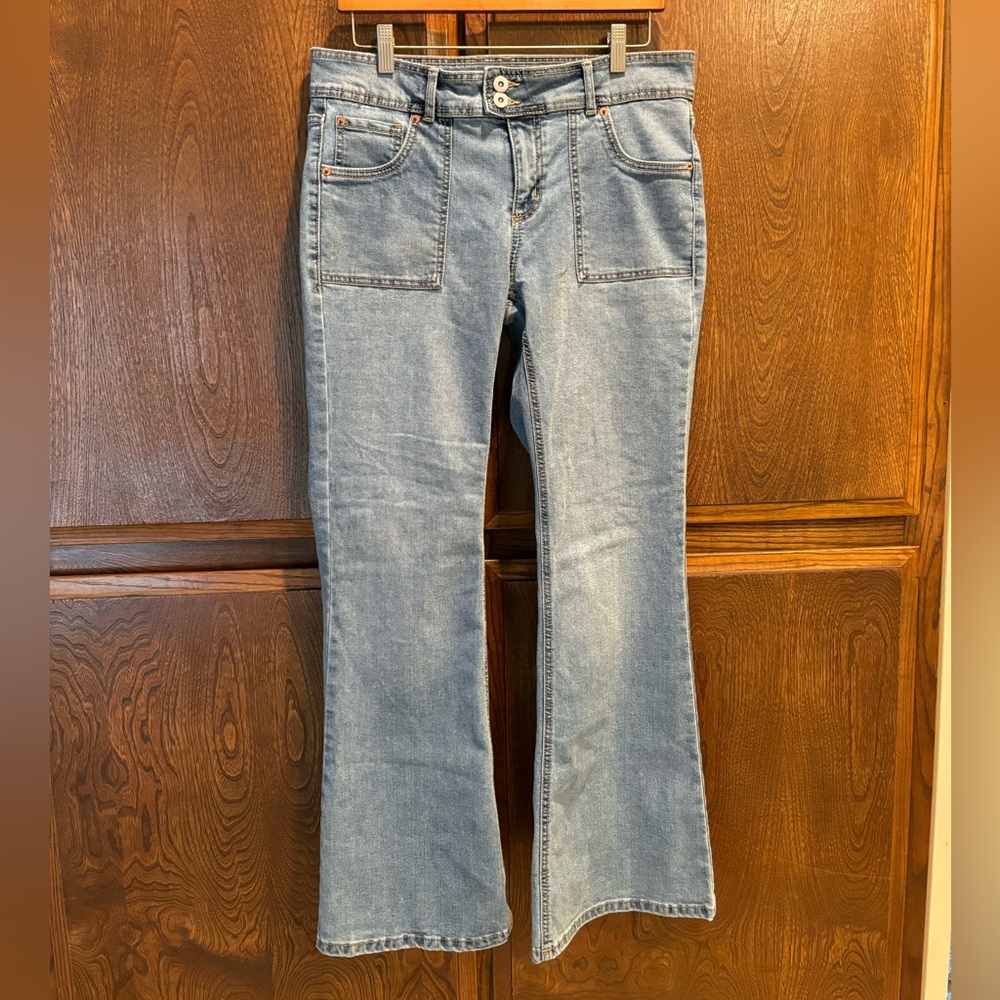 Flare Jeans
